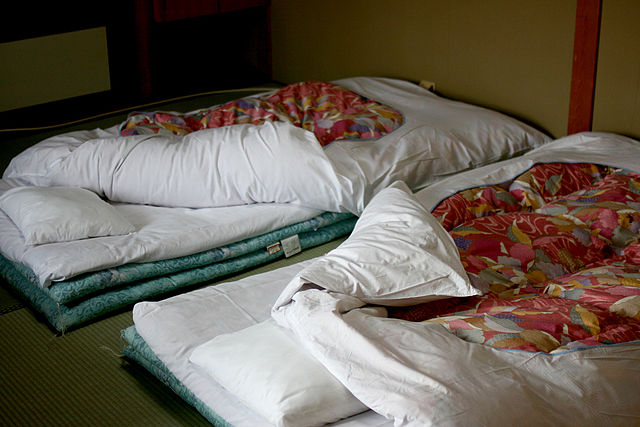 Раскатанная кровать